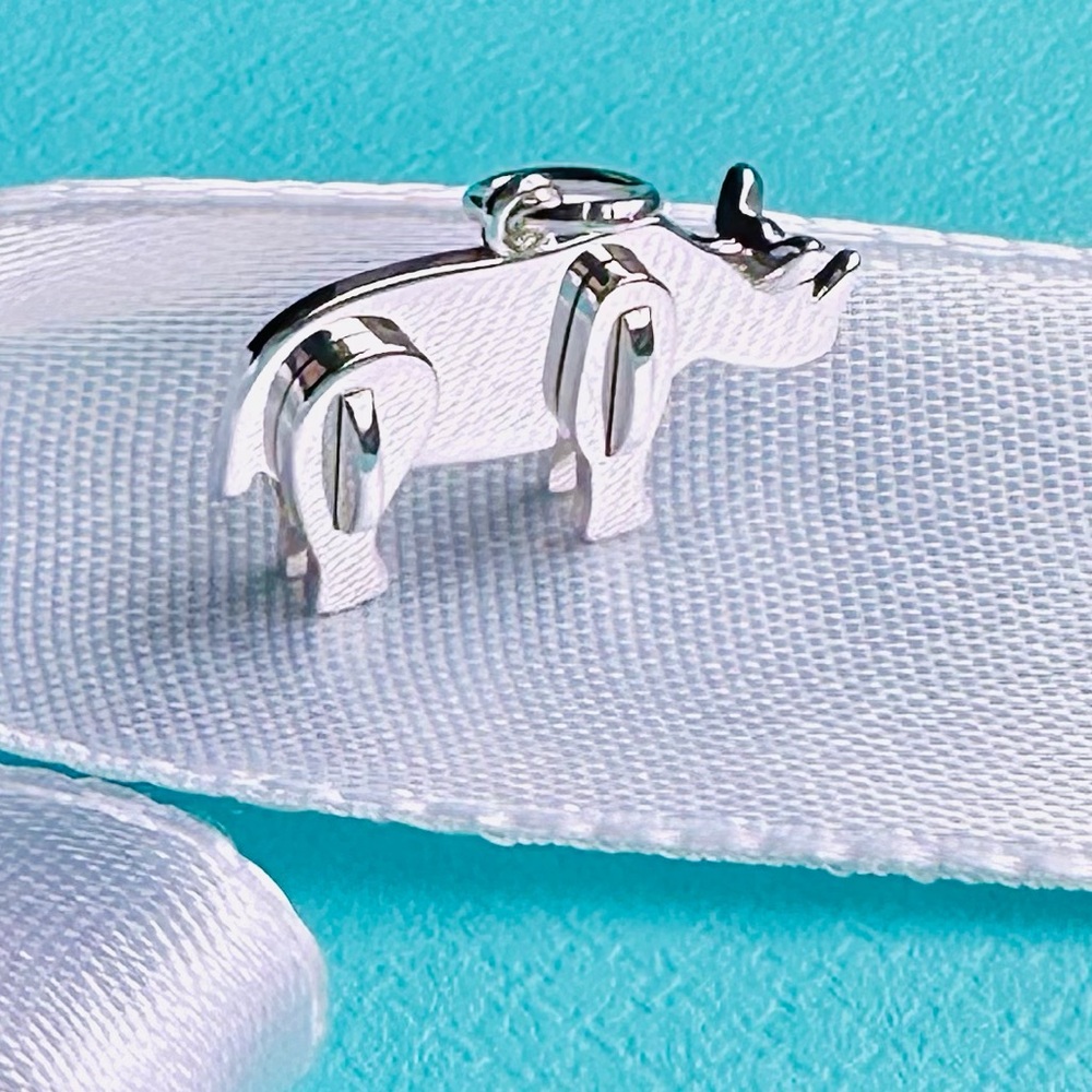 Tiffany & Co Mini Save the Wild Rhino Charm Pendant Silver - Picture 2 of 3